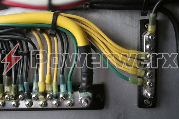 Picture of Blue Sea 2304 Common 100A Mini BusBar 5 Gang