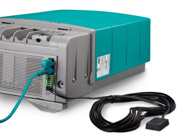 Picture of MASTERVOLT 35513000 CombiMaster12V/3000W-100A Pure Sine Inverter/Charger